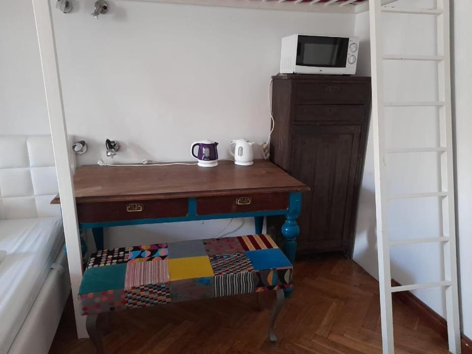 Rodzinna Przestrzen Dla 8 Osob 2 Pokoje Z Lazienka I Mini Aneksem Варшава Екстер'єр фото